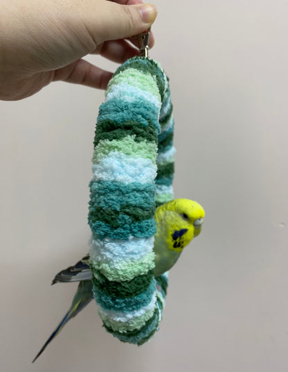 New Colour 17.5cm Mountain Dark Light Green Yarn Knitting Ring Swings Parrot Birdie Toy