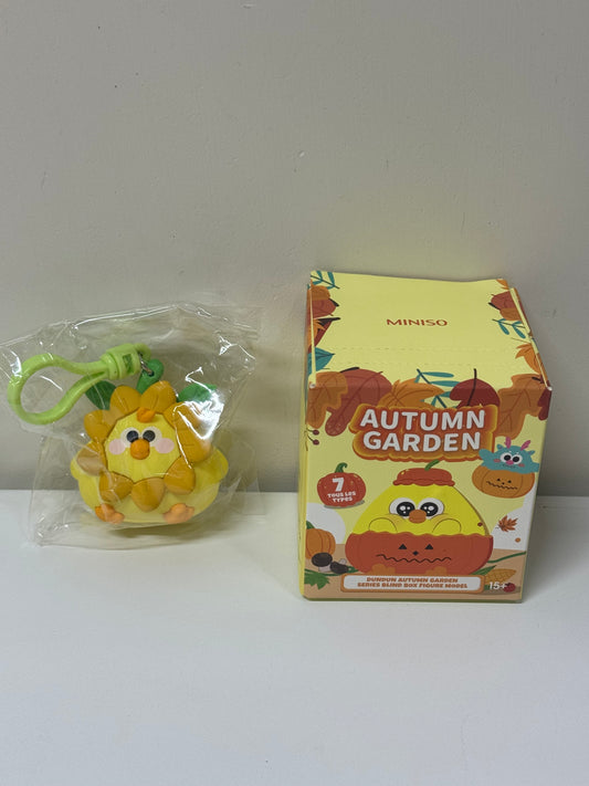 Lovely Chicken Fat Dundun Autumn Garden Plastic Keychain | SunFlower Chicken - Children Gift Animal Blind Box