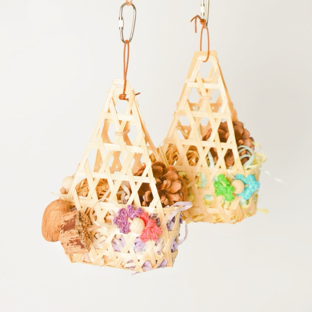 18x12cm Natural Style Basket Bird Bites with Fruit Seed Hanging Toy Handmade Bird Toys Organic Bird Cages Accessories