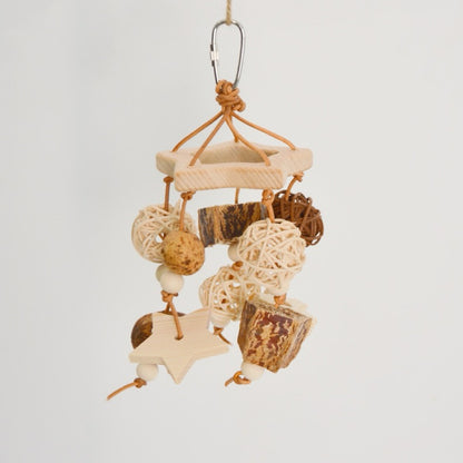 17x12cm 21x10cm Natural Style Wooden Star Bird Bites with Fruit Seed Wind Chimes Hanging Toy Handmade Bird Toys Organic Bird Cages Accessories