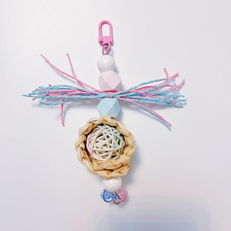 15cm Pastel Colour Takraw Ball with Corn Husk Hanging Toy Handmade Bird Toys Organic Bird Cages Accessories