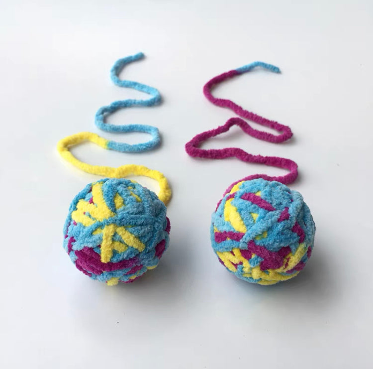 Set of 2 | Handmade Kitty Cat Colourful Wool Ball Toy Pet Toy with Ringing Bell