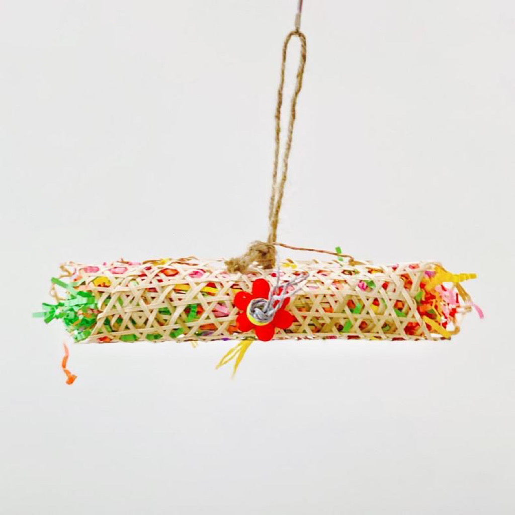 Colourful Style Raffia Paper with Bamboo Flower Star and Bell Bite Hanging Natural Parrot Birdie Toy Small Medium Parrot Cages Accessories