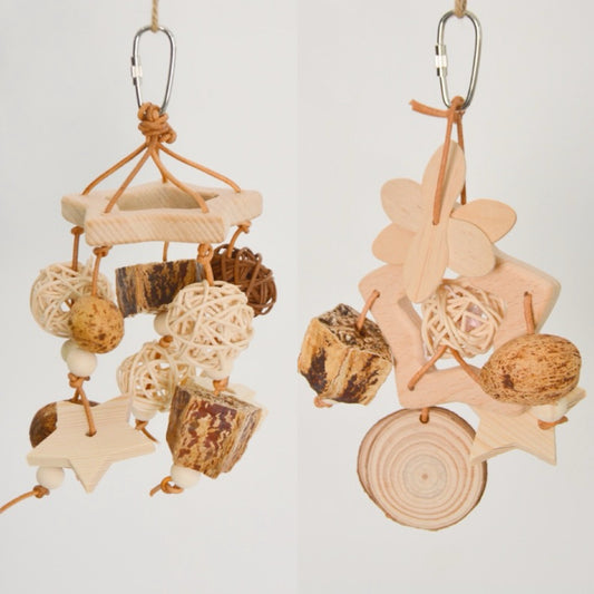 17x12cm 21x10cm Natural Style Wooden Star Bird Bites with Fruit Seed Wind Chimes Hanging Toy Handmade Bird Toys Organic Bird Cages Accessories