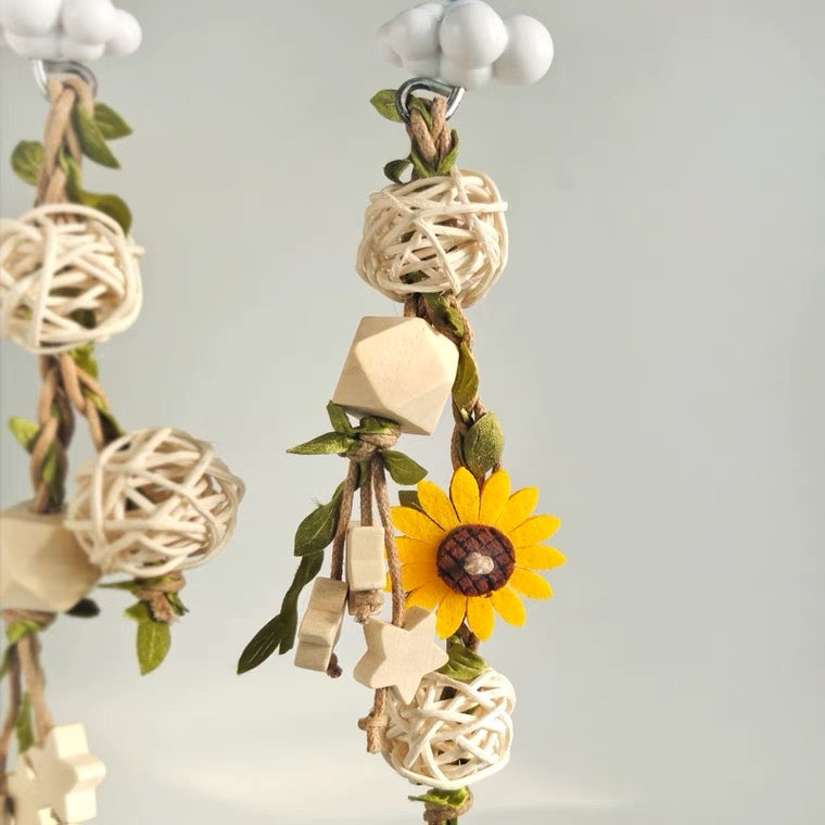 26cm Handmade Sunflower with Sky with Takraw Loofah Bite Hanging Natural Parrot Birdie Toy for Small Medium Size Parrot Cages Accessories