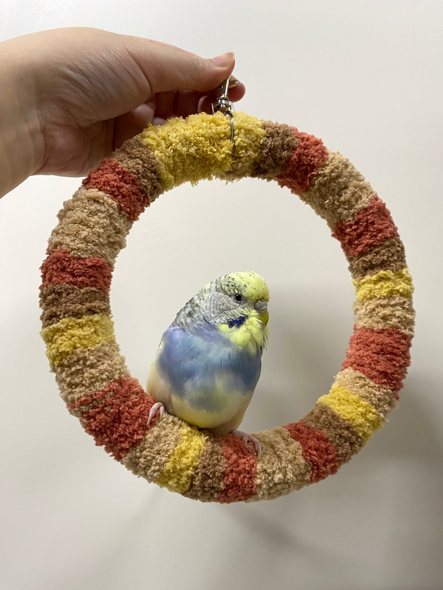 +Handmade+17.5cm Aki Brown Yellow Yarn Knitting Ring Swings Parrot Birdie Toy