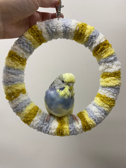 +Handmade+17.5cm Autumn Light Yarn Knitting Ring Swings Parrot Birdie Toy