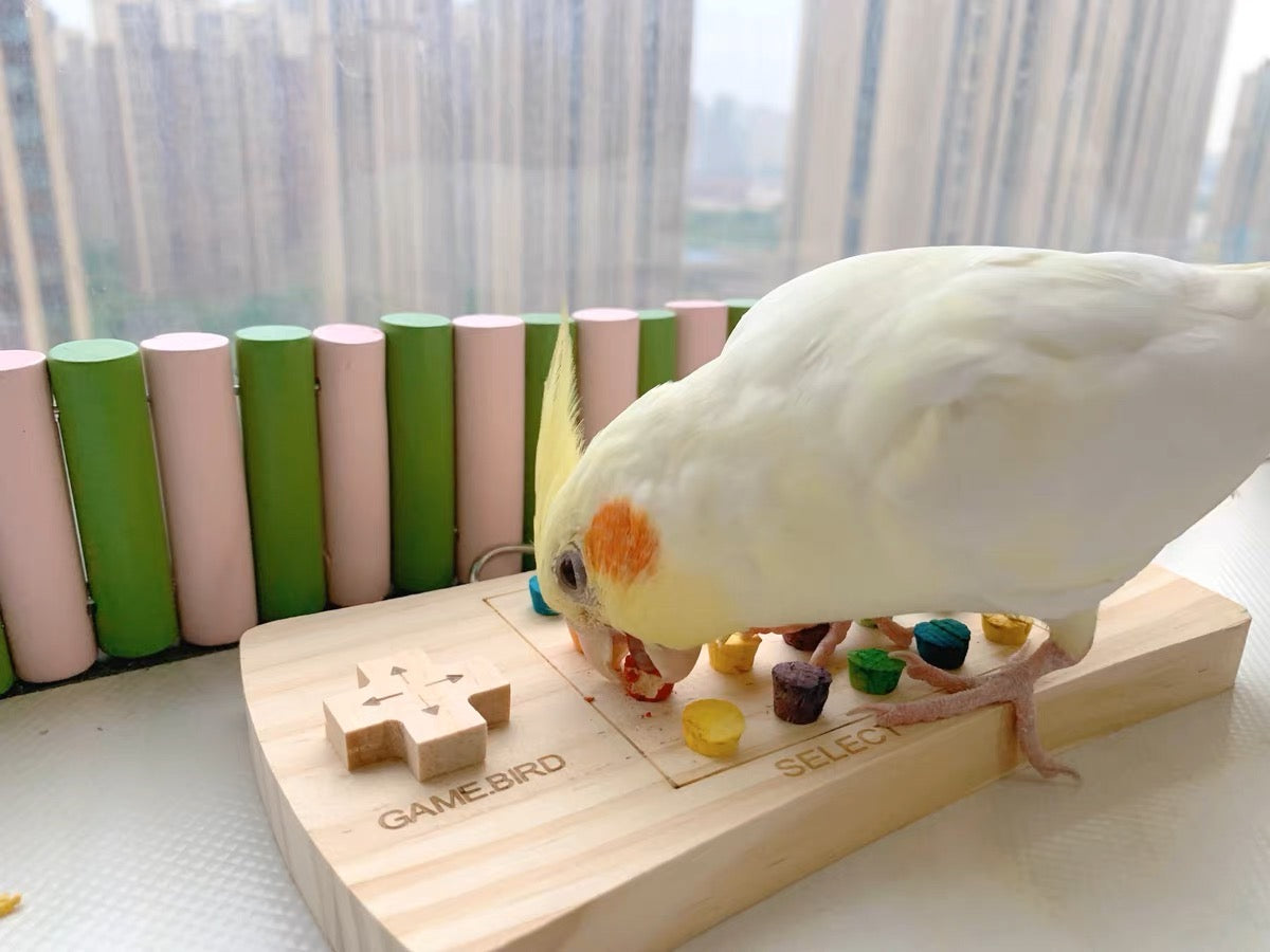 15x7cm Bird Use Game Machine Wooden and Colourful Cork Bite Toys for Parrot Bird Toys Cages Accessories Lovebird Budgie Pacific Parrotlet