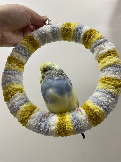 +Handmade+17.5cm Autumn Light Yarn Knitting Ring Swings Parrot Birdie Toy