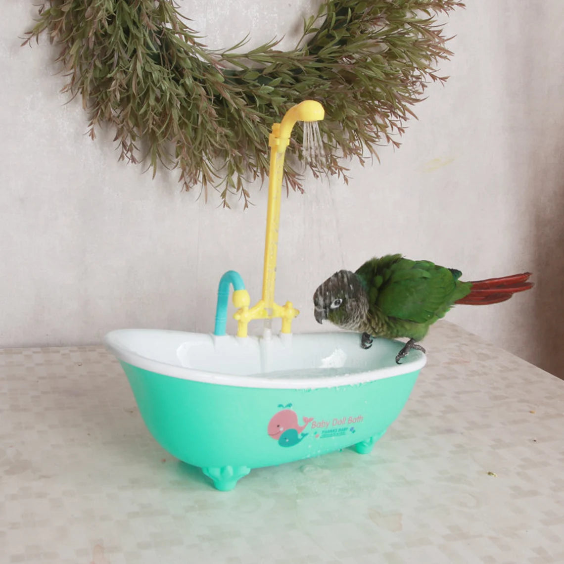 Parrot Electric Pink Bathtub Bathing Play Water Toys Suitable for Hand Breeding Birds 