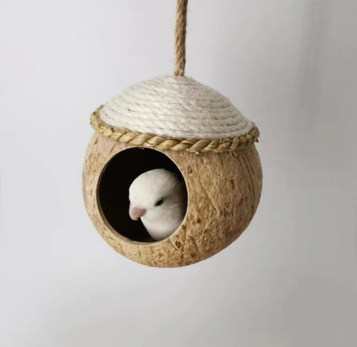 Natural Coconut Shell Bird House Hanging Parrot Nest Hamster Nest Birdie Items