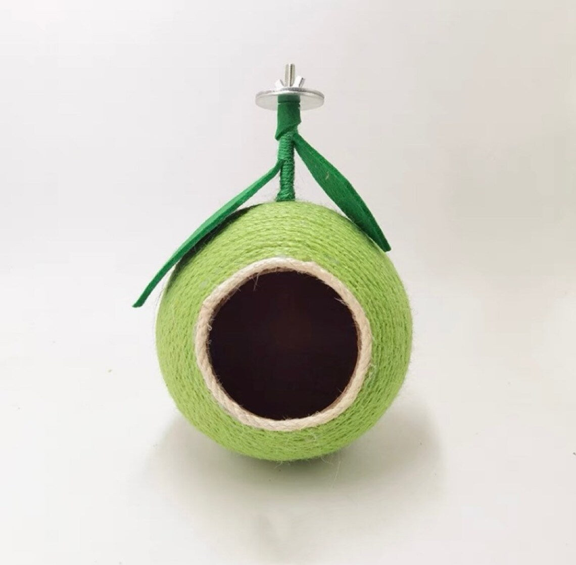 Fruit Style Natural Coconut Shell with Hemp Hope Bird House Hanging and Fix Style Parrot Nest Hamster Nest Birdie Items