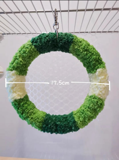 +Handmade+17.5cm Green Yarn Knitting Ring Swings Parrot Birdie Toy